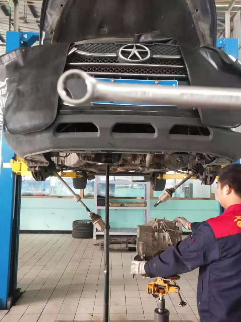 北京祥途嘉禾江淮 瑞风s3汽车变速箱内部链缸和阀体故障维修